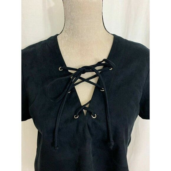 Cotton Candy Womens Solid Black Faux Suede Lace Up Short Sleeve Crop Top Small - Picture 2 of 6